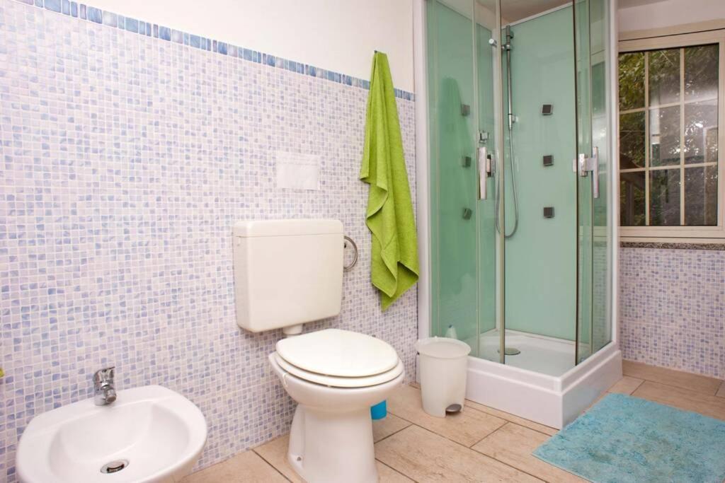 Loft Mansardato Con Giardino E Piscina In Villa Privata Loft With Garden And Swimming Pool In A Private Villa Sestu エクステリア 写真