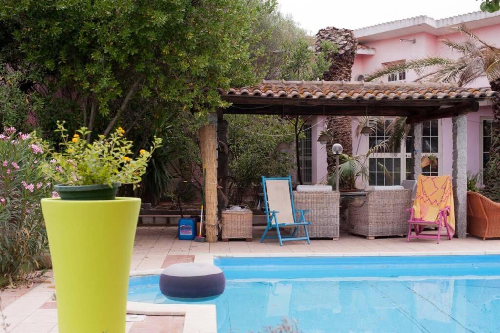 Loft Mansardato Con Giardino E Piscina In Villa Privata Loft With Garden And Swimming Pool In A Private Villa Sestu エクステリア 写真